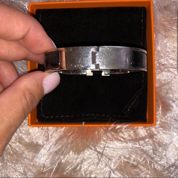 HERMÈS CLIC H BRACELET - Picture 5 of 5